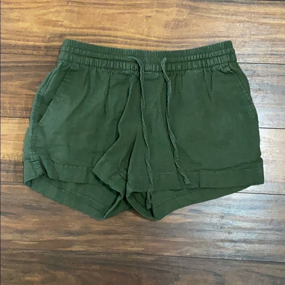 Like new flowy Old Navy shorts